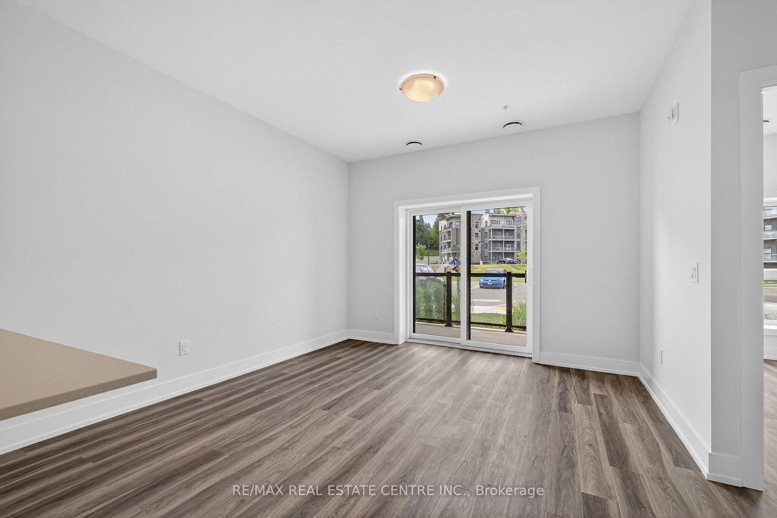 1100 Lackner Place • #114 • Kitchener, ON photo 4