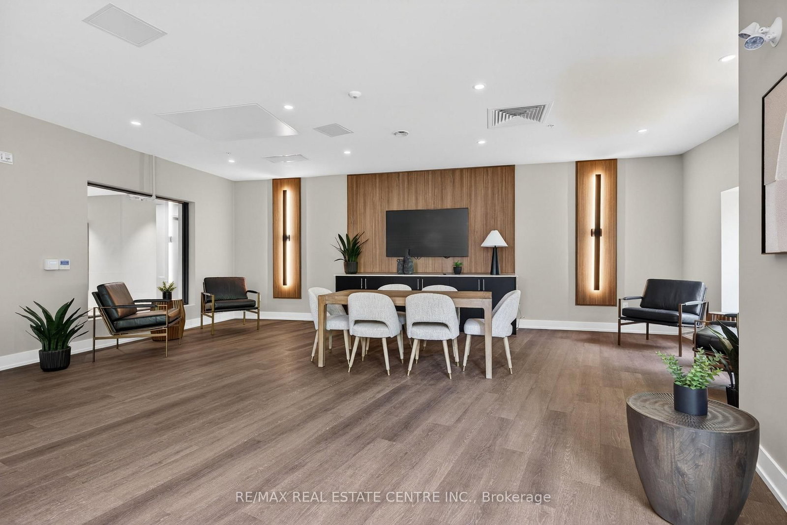 1100 Lackner Place • #205 • Kitchener, ON photo 16