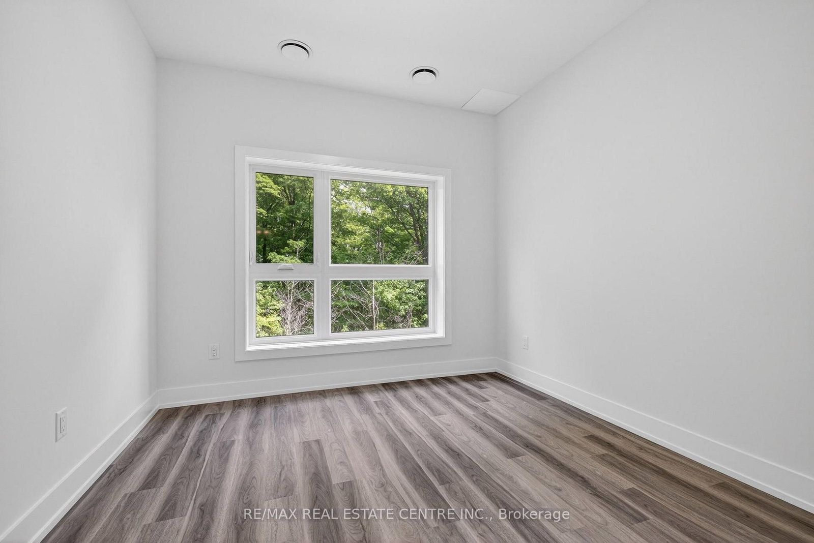 1100 Lackner Place • #205 • Kitchener, ON photo 9