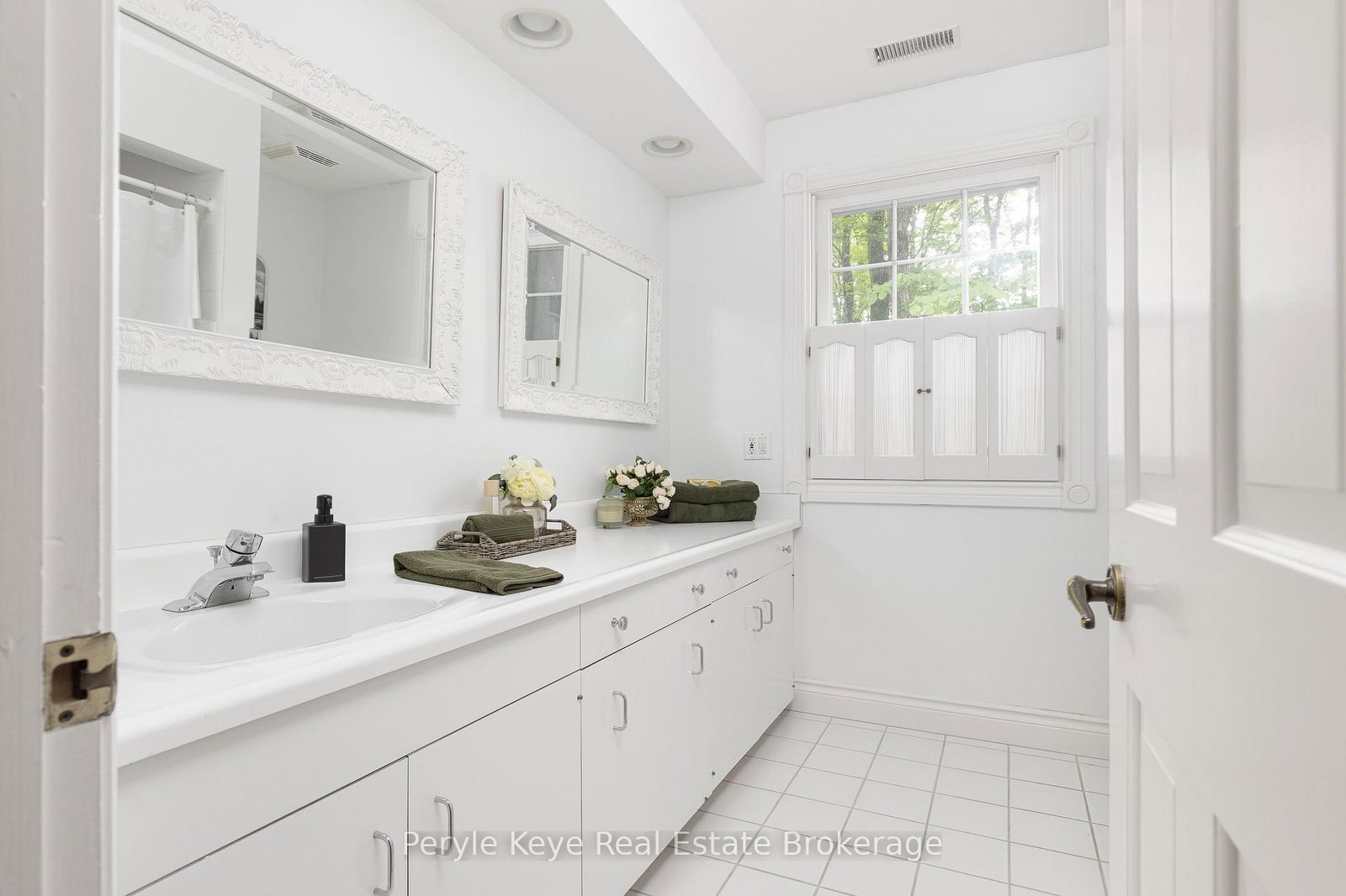 74 Woodland Drive • Bracebridge, ON photo 36
