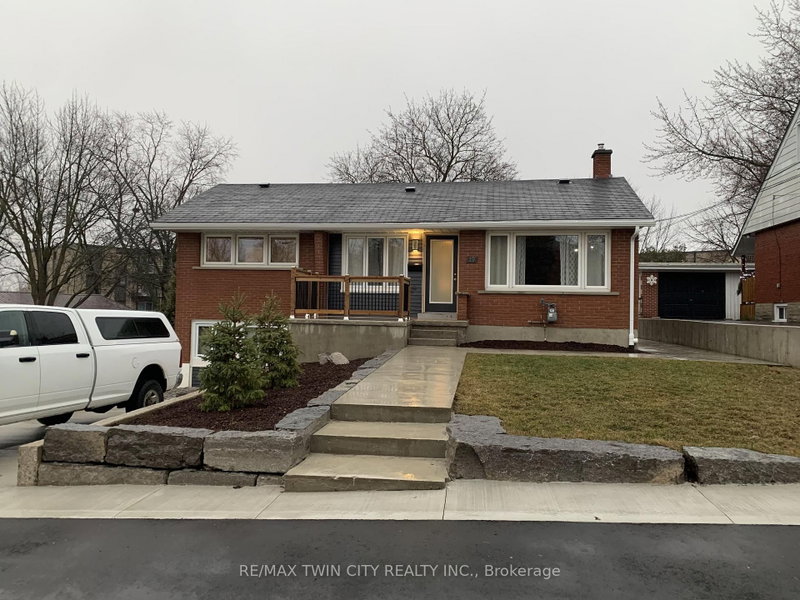 home for lease on 19 Hamel Avenue