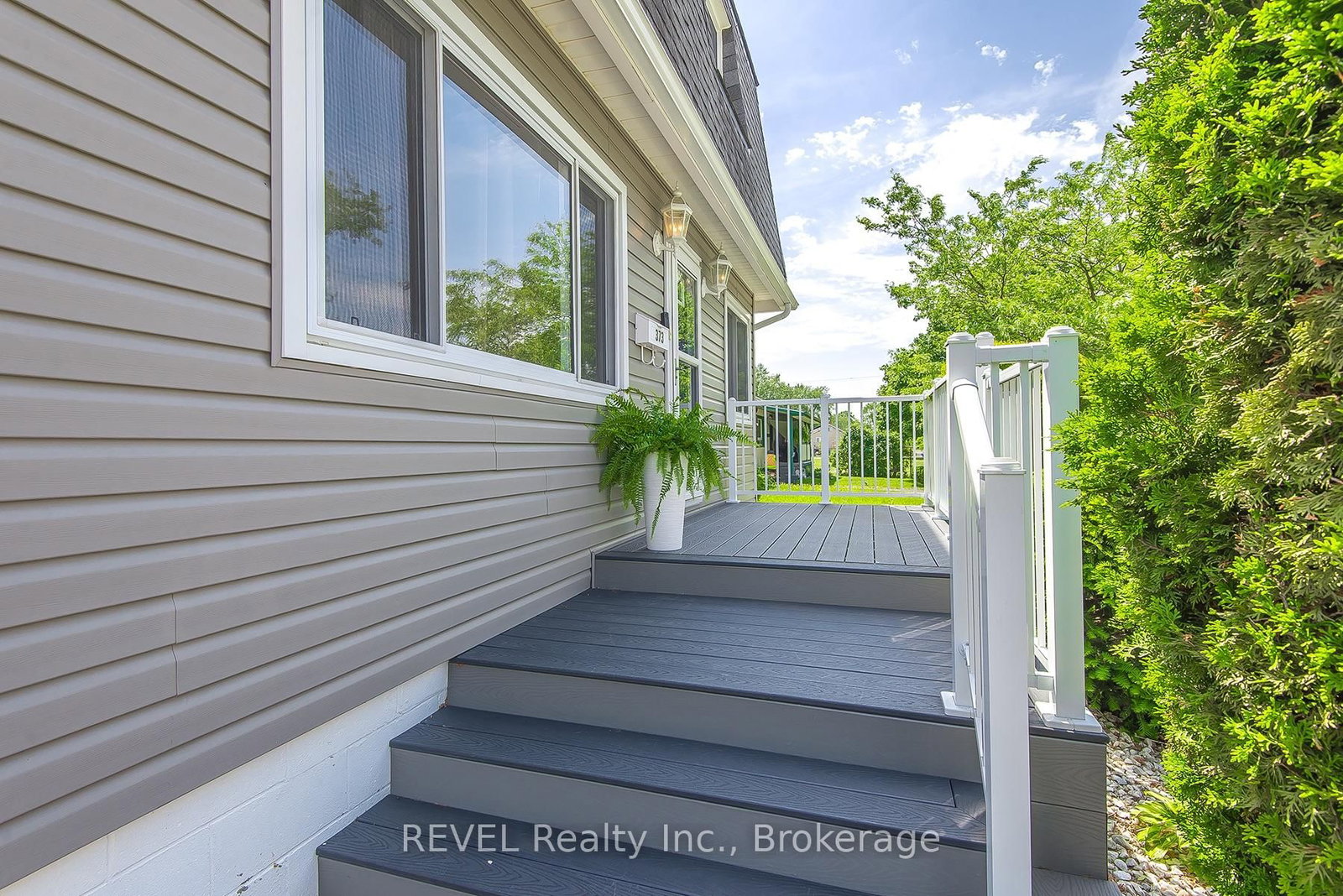 373 Hennepin Avenue • Welland, ON photo 3