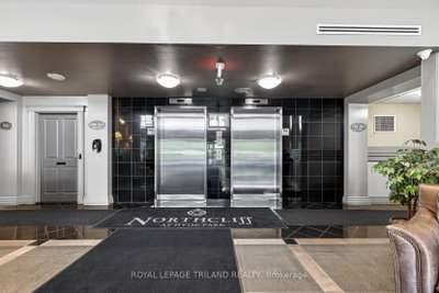 1030 Coronation Drive • #203 • London North, ON photo 6