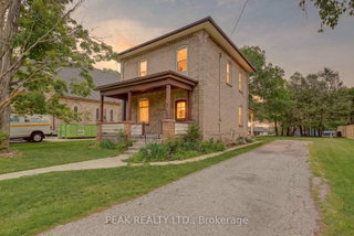 11 Byron Street