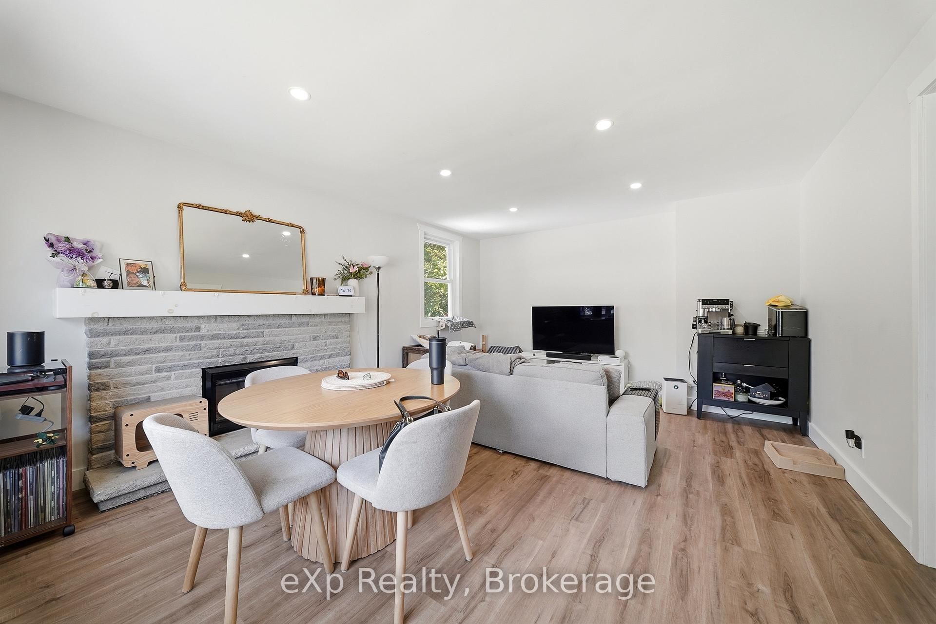 87 Golfdale Road