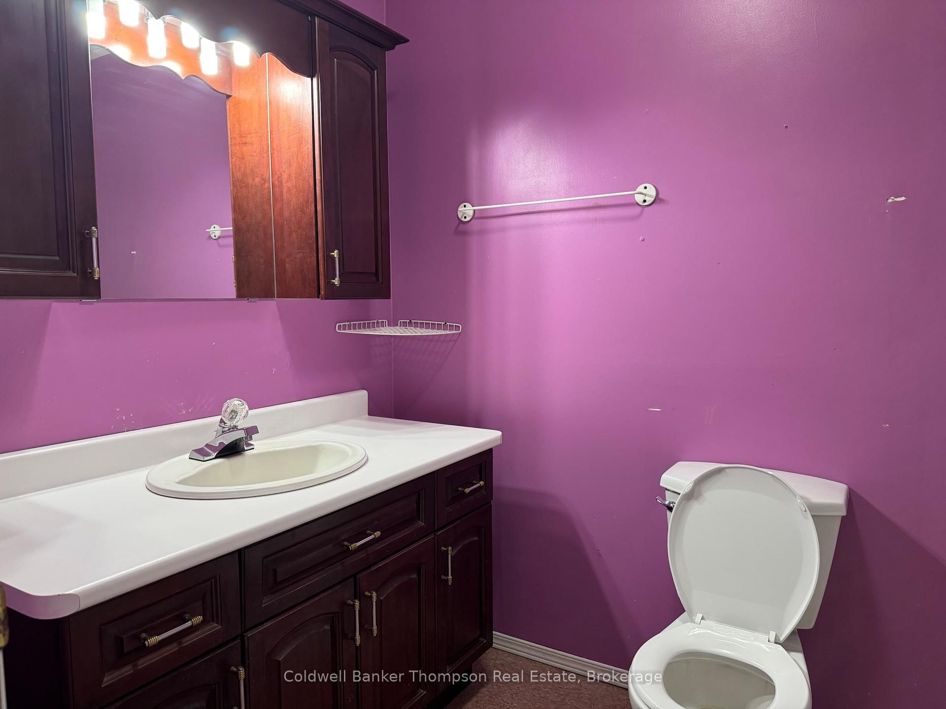 2508 Highway 518 Highway W