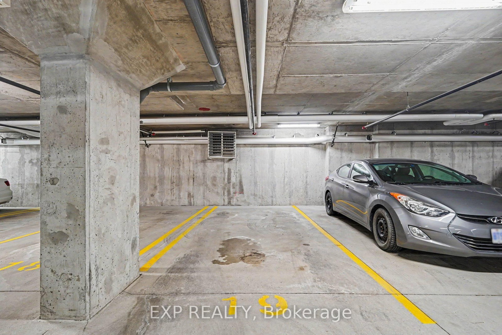 615 Longfields Drive, Unit 405 - Photo 26