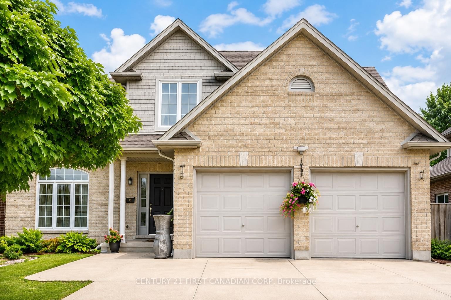 97 McTaggart Court, London North