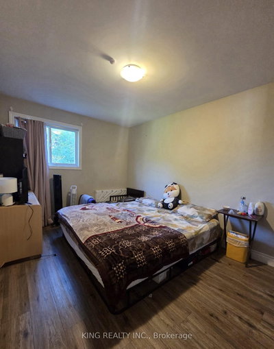 287 PORTSMOUTH Crescent E — photo 5
