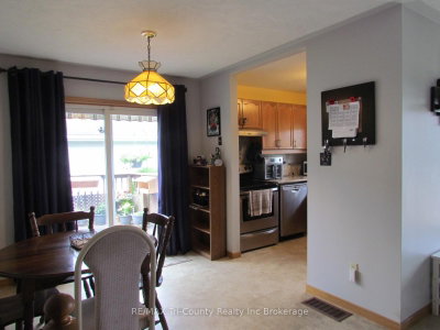 29 Beckett Boulevard • Tillsonburg, ON photo 3
