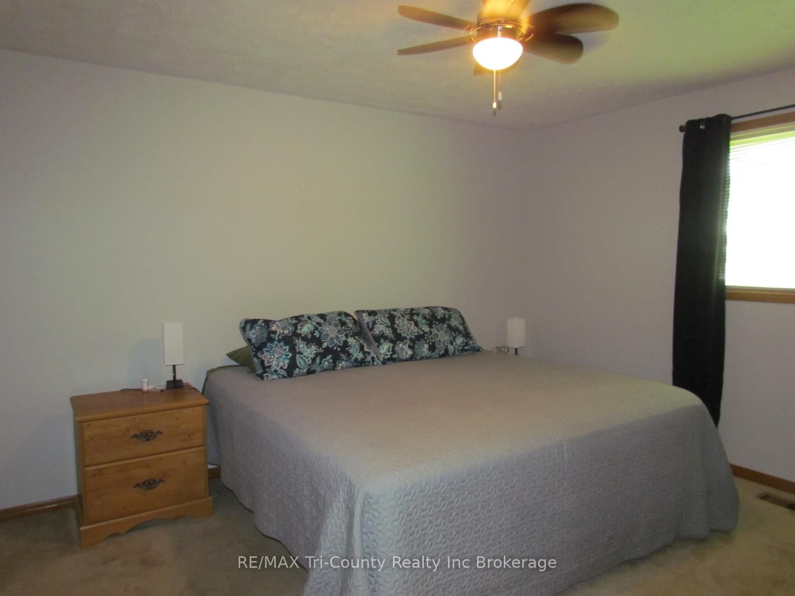 29 Beckett Boulevard • Tillsonburg, ON photo 9
