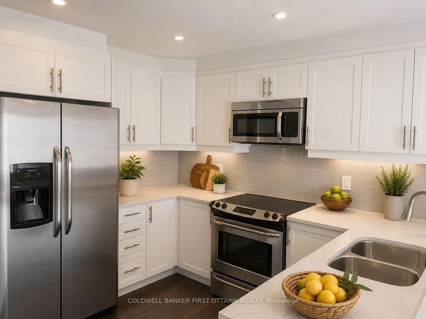 793 MAYFLY Crescent • Ottawa, ON photo 9