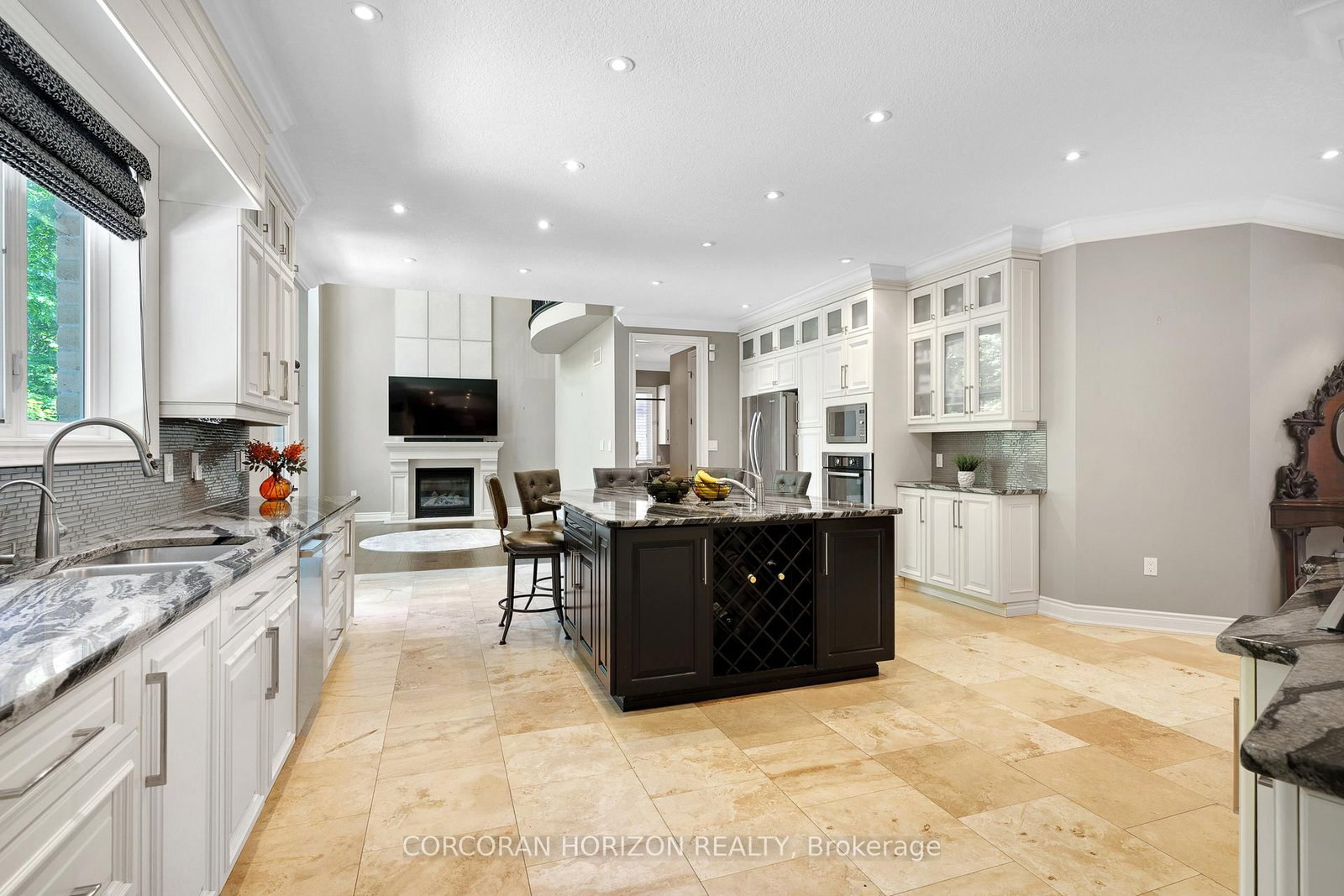 258 Edgewater Crescent • #8 • Kitchener, ON photo 12