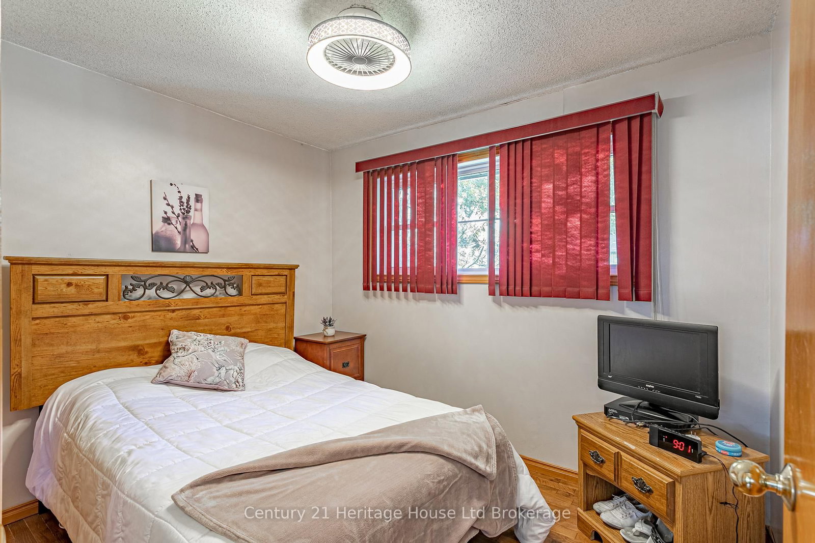 694 Queen Street • East Zorra-Tavistock, ON photo 16