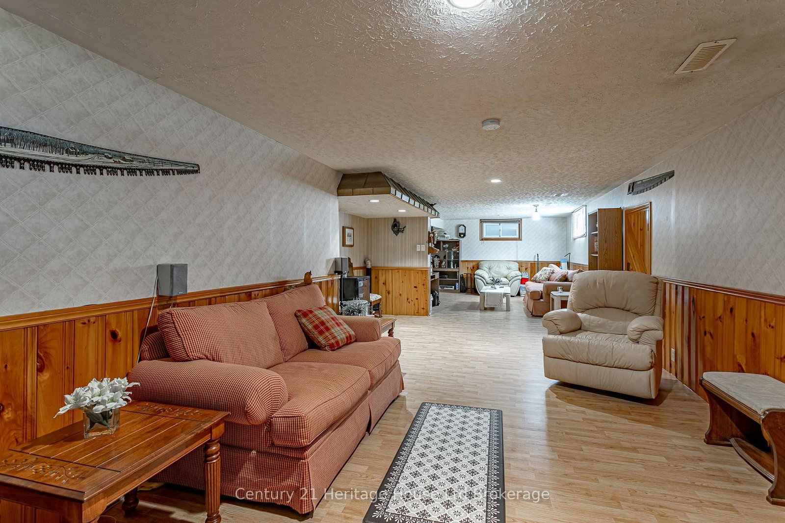 694 Queen Street • East Zorra-Tavistock, ON photo 24
