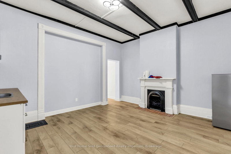 42 Vansittart Avenue