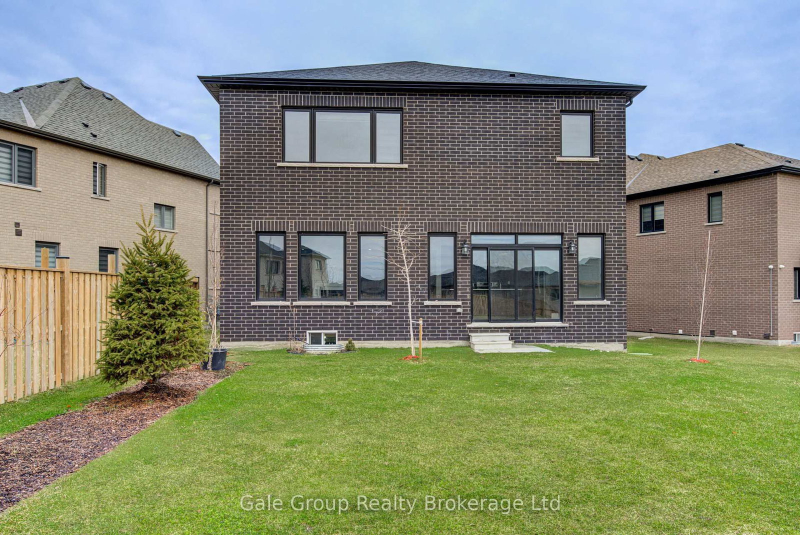 Listing Image 43