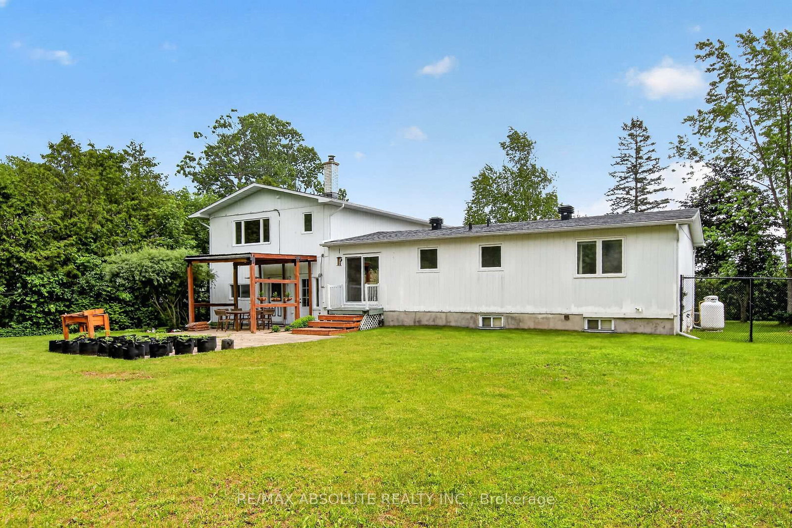 Listing Image 44