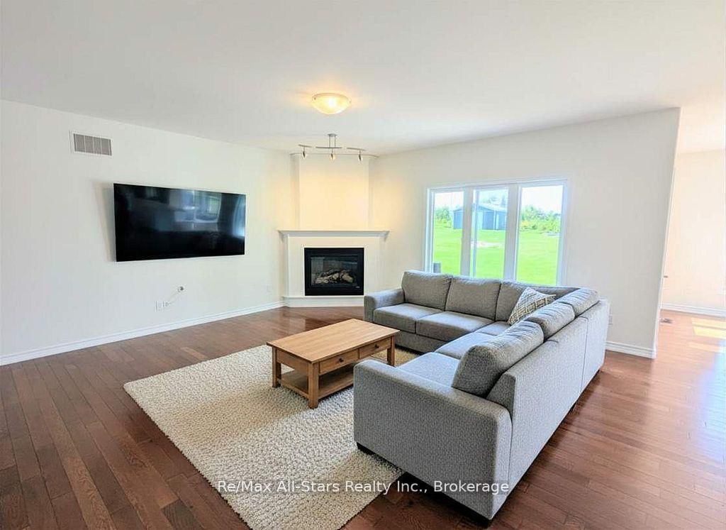 664 BLAND Line • Cavan Monaghan, ON photo 6