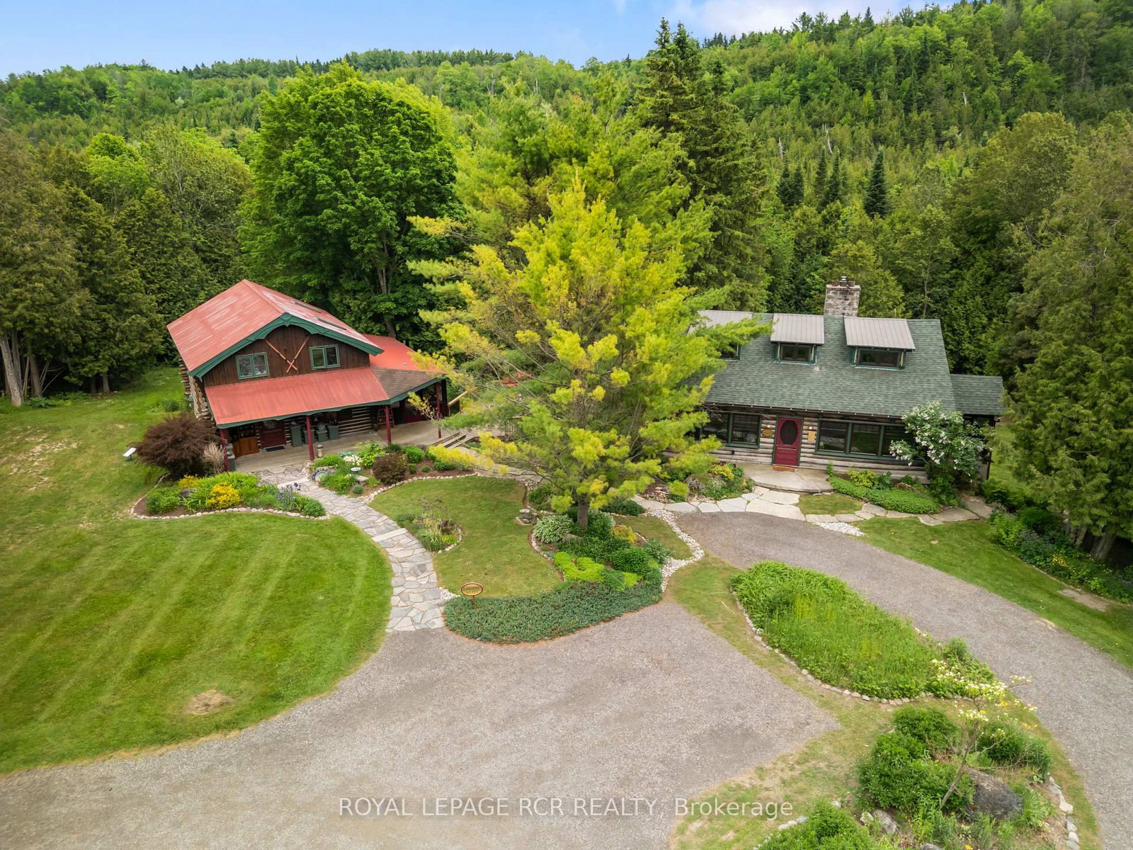 307114 Hockley Road • Mono, ON photo 2