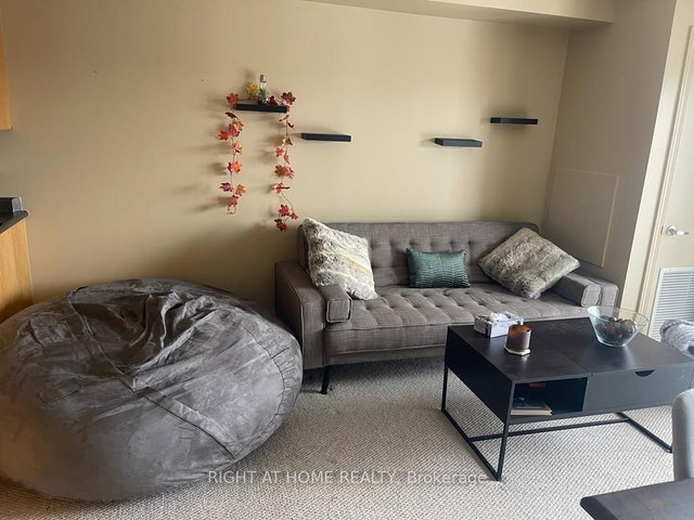404 - 41 Goodwin Drive