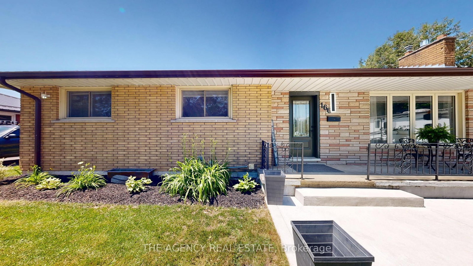 166 Fairview Avenue W • St. Thomas, ON photo 5
