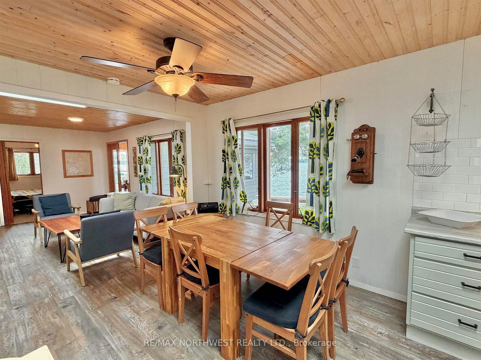 281 Caliper Lake • Sioux Narrows-Nestor Falls, ON photo 11