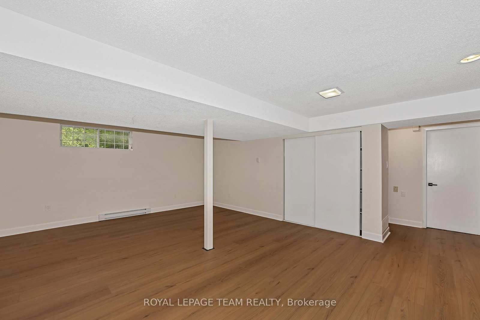 1825 Yale Avenue • Ottawa, ON photo 39