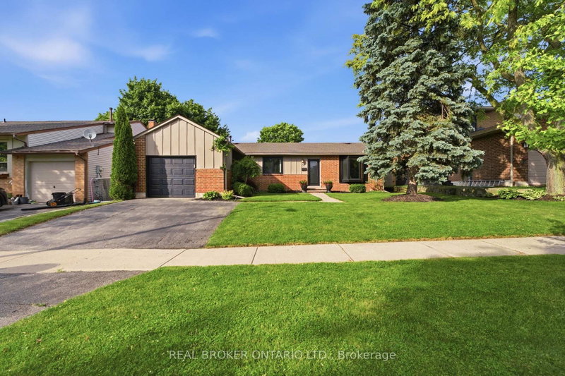 37 Melissa Crescent
