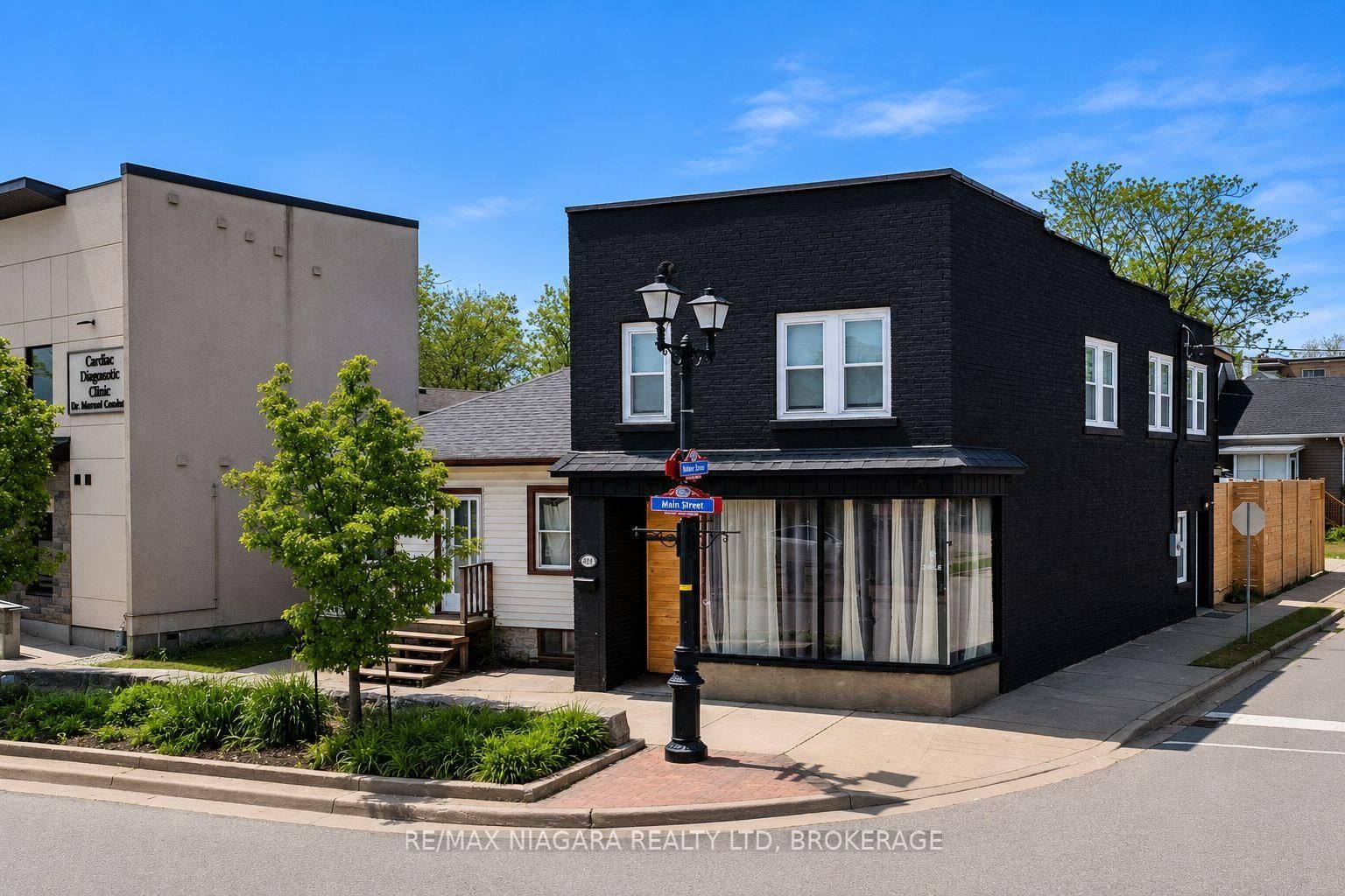 6043 Main Street • Niagara Falls, ON photo 3