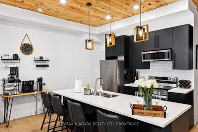 6043 Main Street • Niagara Falls, ON photo 9