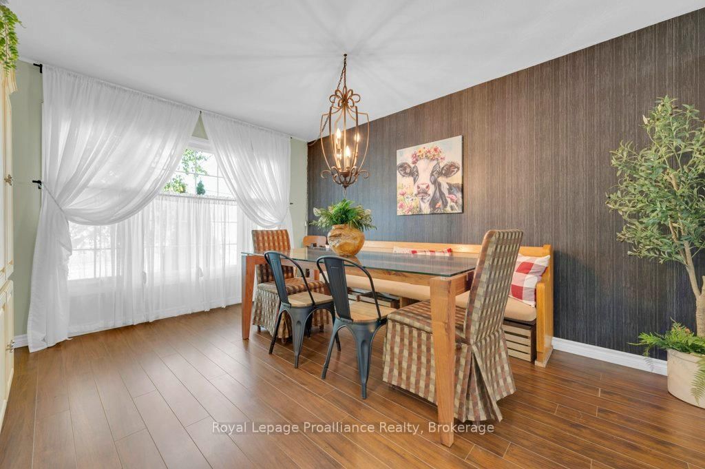 651 Front Street • Quinte West, ON photo 10