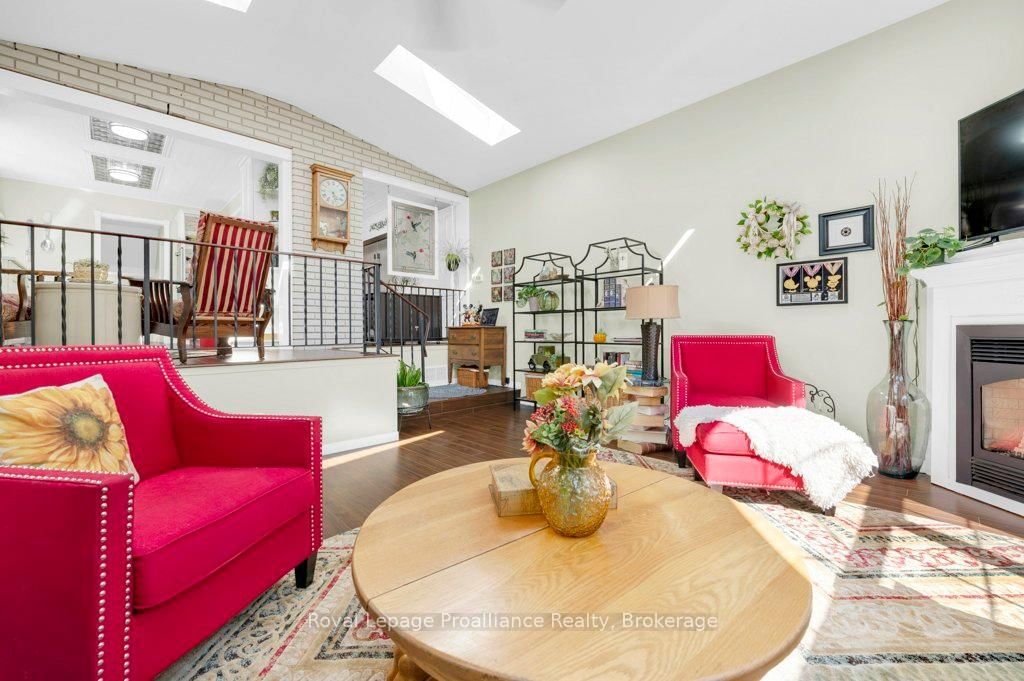 651 Front Street • Quinte West, ON photo 22