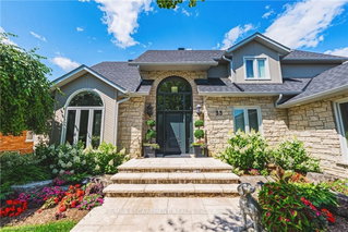 33 Golfview Crescent