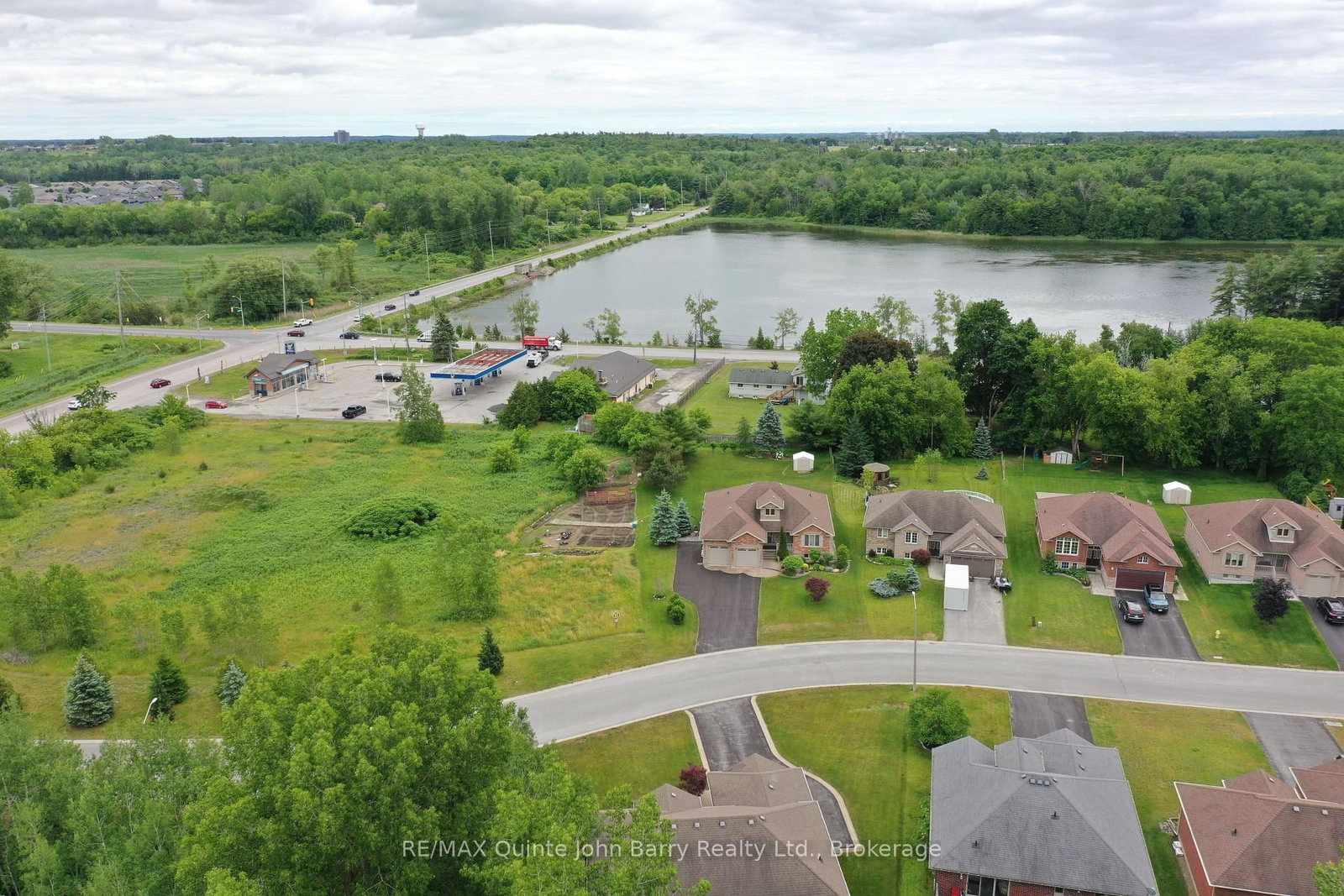 2 Pine Marsh Lane • Quinte West, ON photo 39