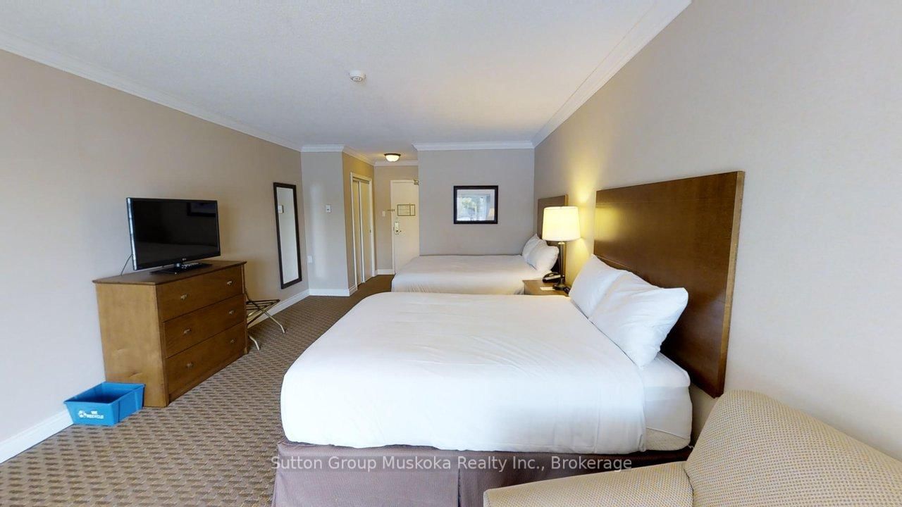 421 Bayshore - Deerhurst Drive • #421 • Huntsville, ON photo 9