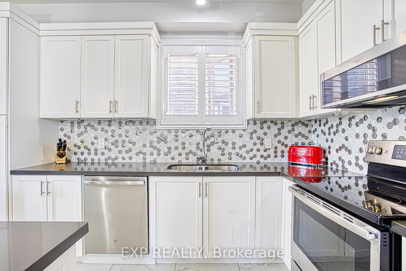 17 Narbonne Crescent • Hamilton, ON photo 17