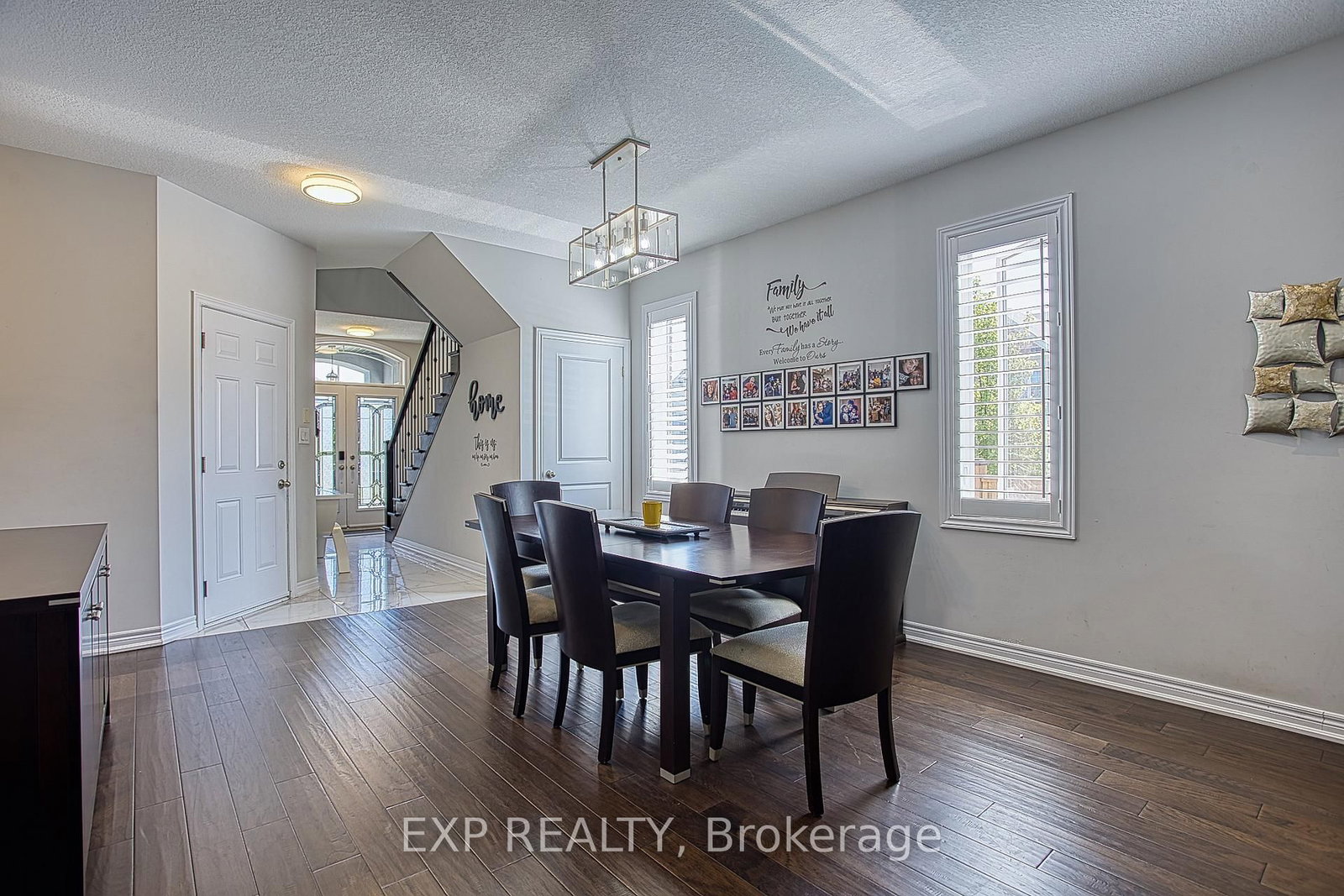 17 Narbonne Crescent • Hamilton, ON photo 9