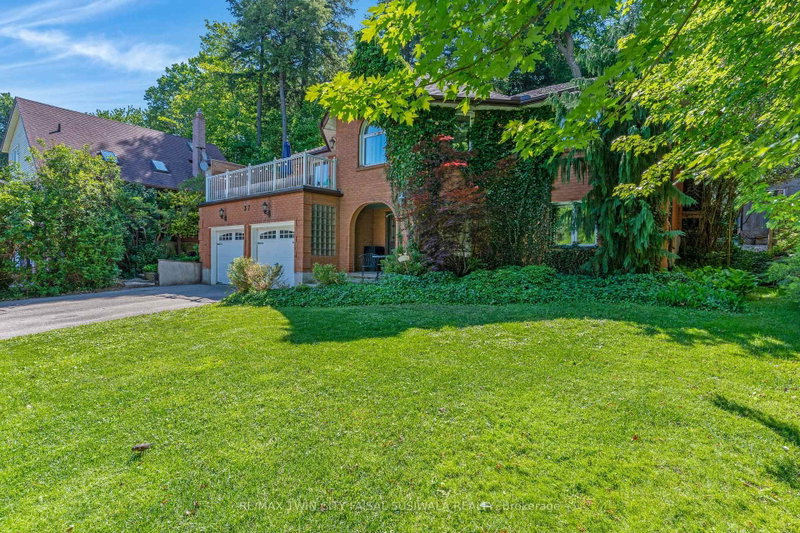 37 Yellow Birch Drive