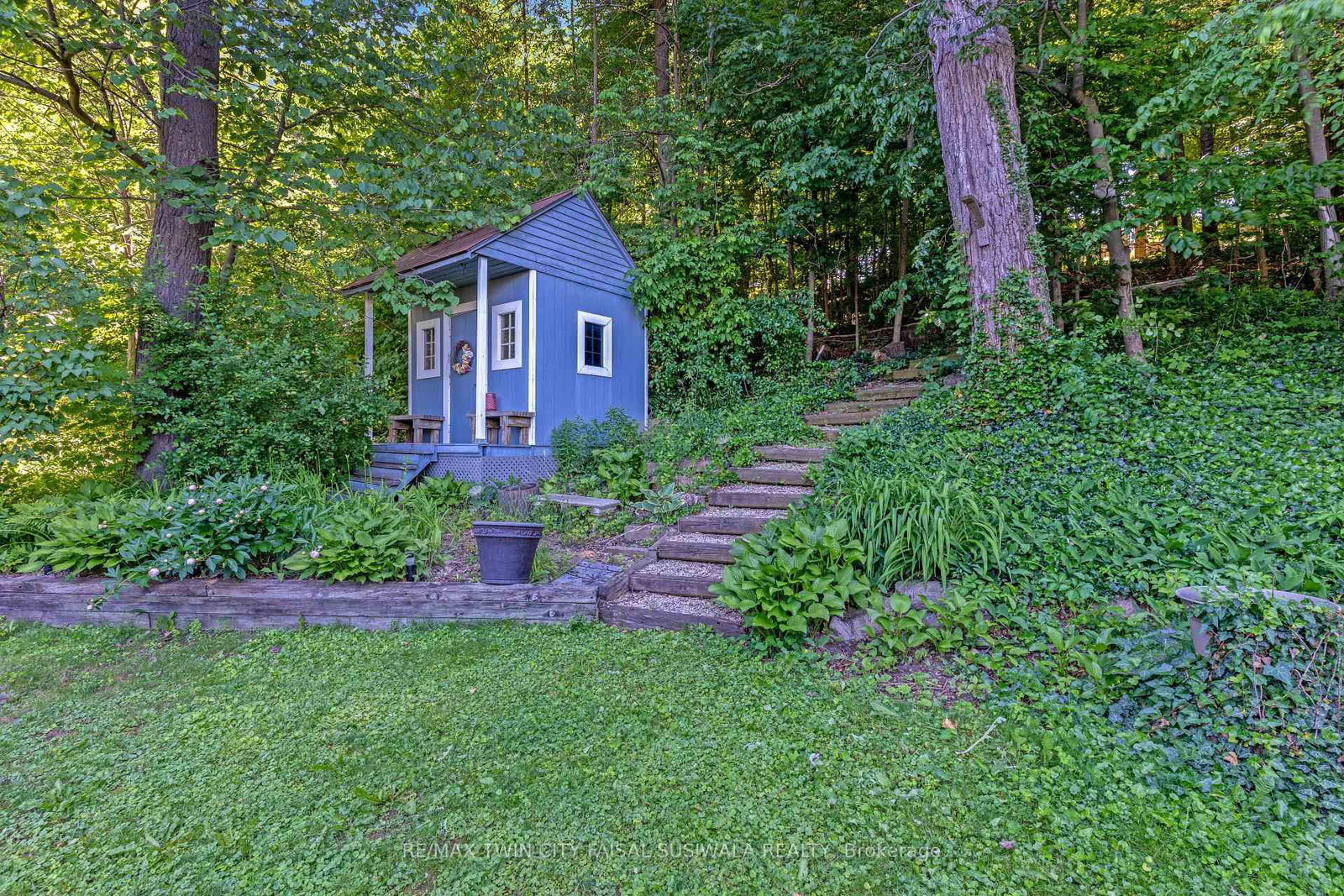 37 Yellow Birch Drive • Kitchener, ON photo 6