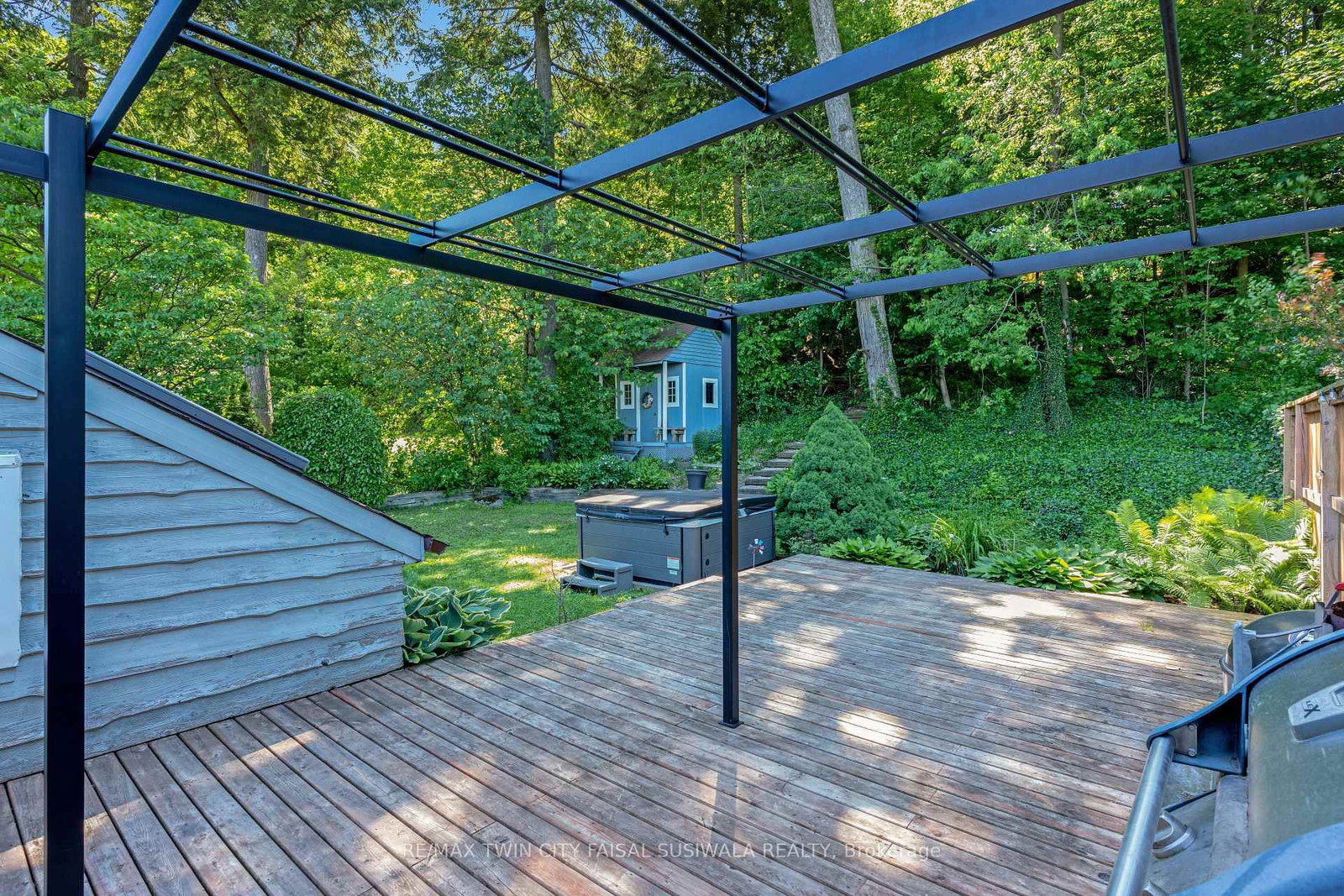 37 Yellow Birch Drive • Kitchener, ON photo 9