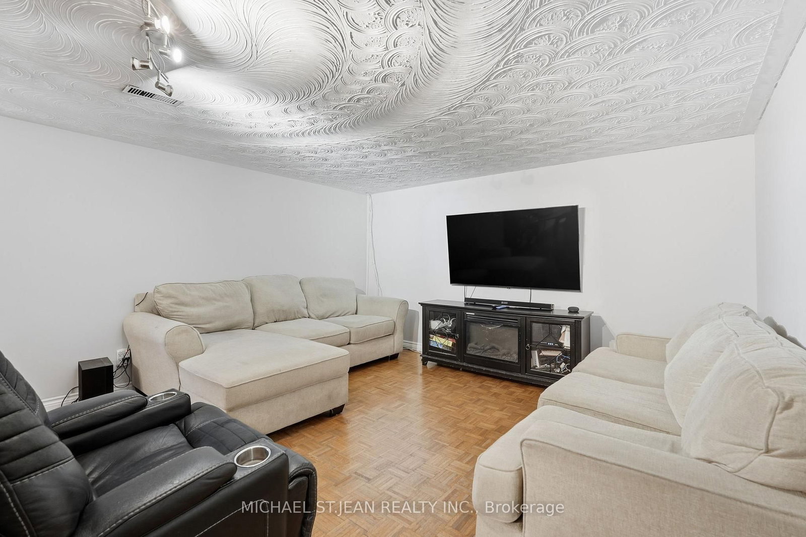 20 Nelligan Place • Hamilton, ON photo 36