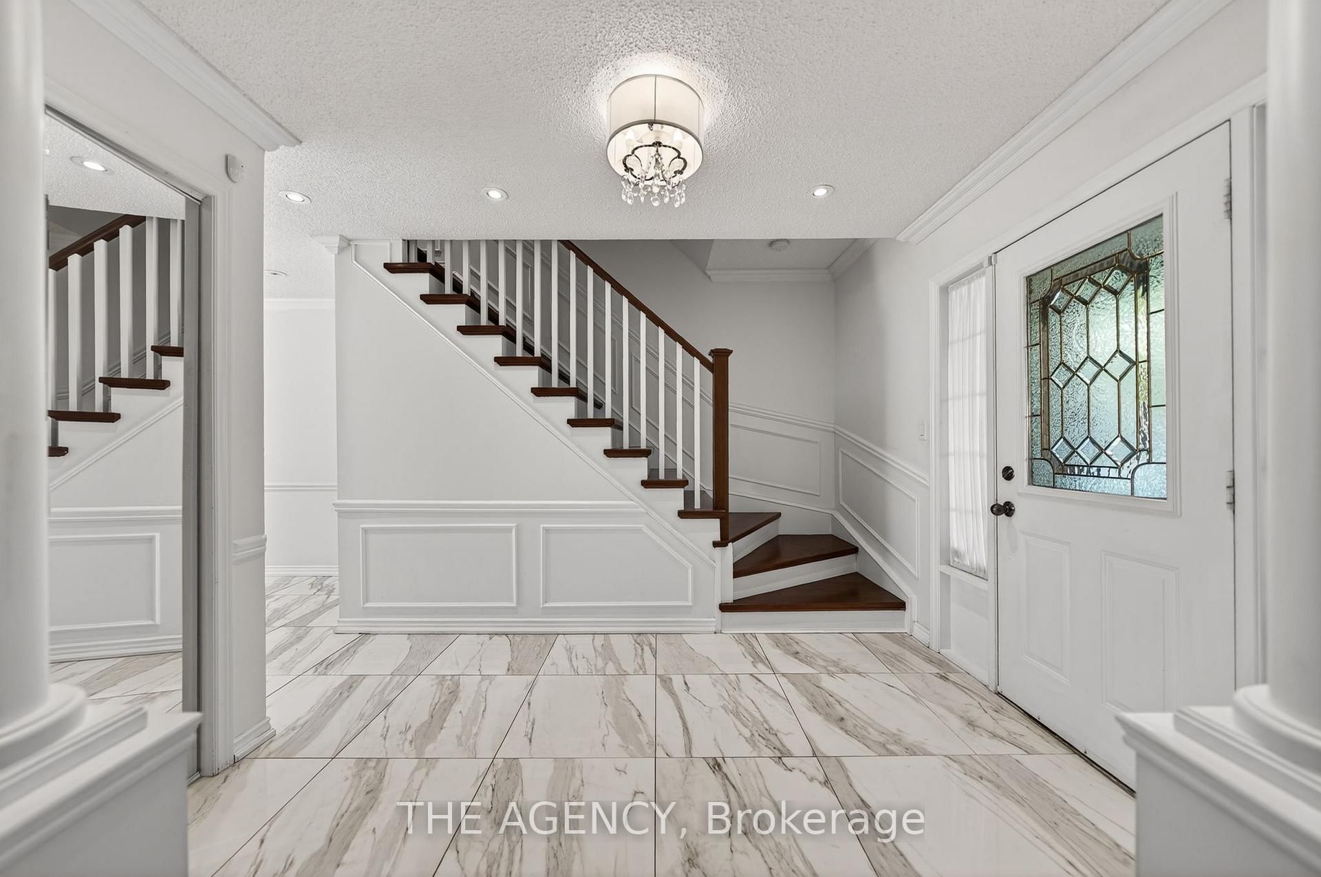 5 Mays Crescent