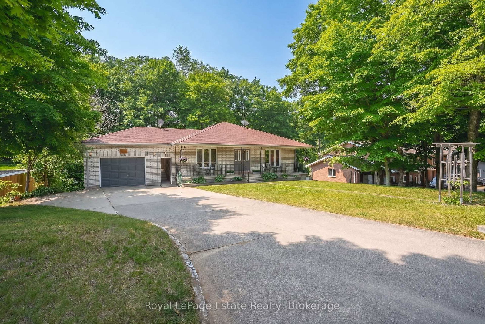 632 Bannister Drive • South Bruce Peninsula, ON photo 1