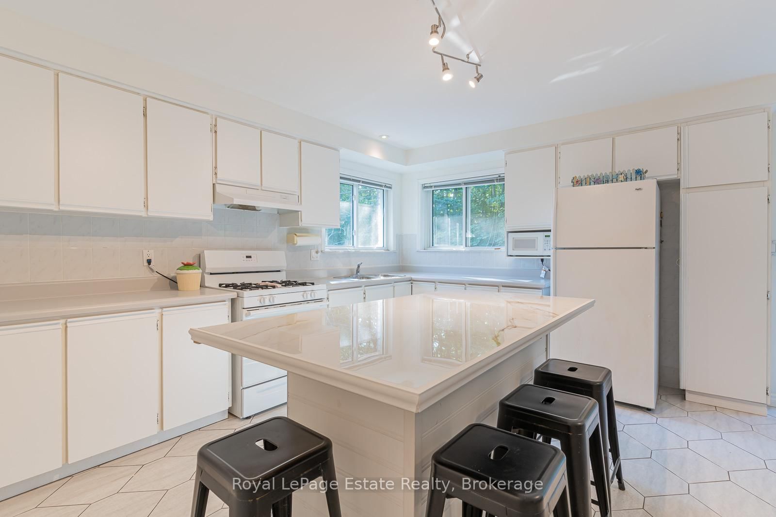 632 Bannister Drive • South Bruce Peninsula, ON photo 11