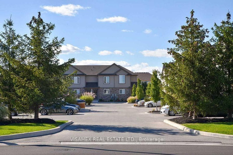 home for lease on 11-7768 Ascot Circle