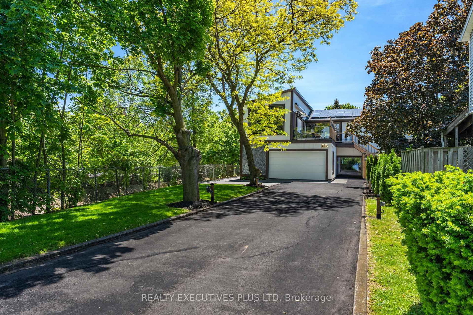 36 Lakeview Drive, Hamilton, ON, photo 4
