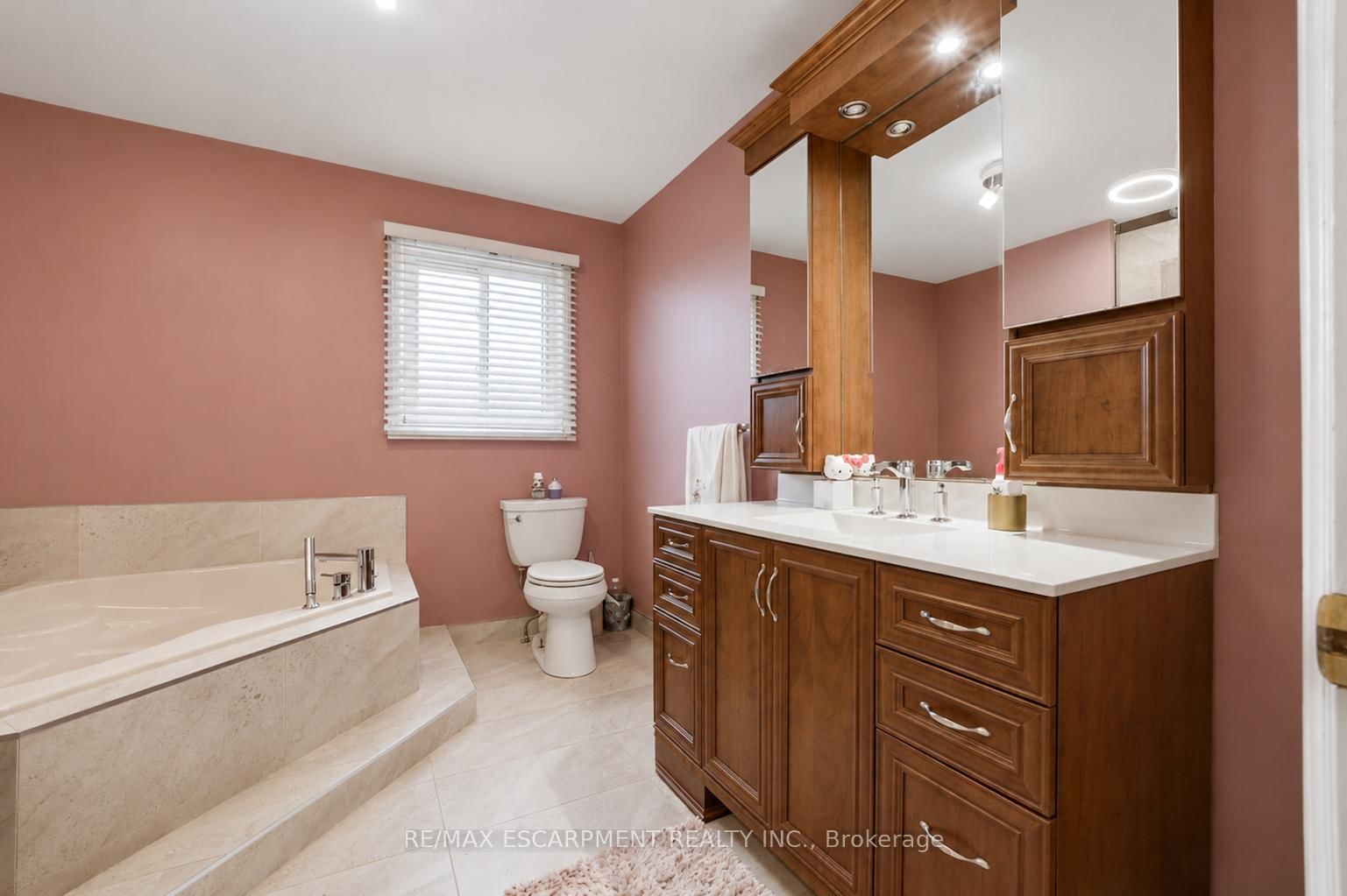 15 Talia Court • Hamilton, ON photo 21