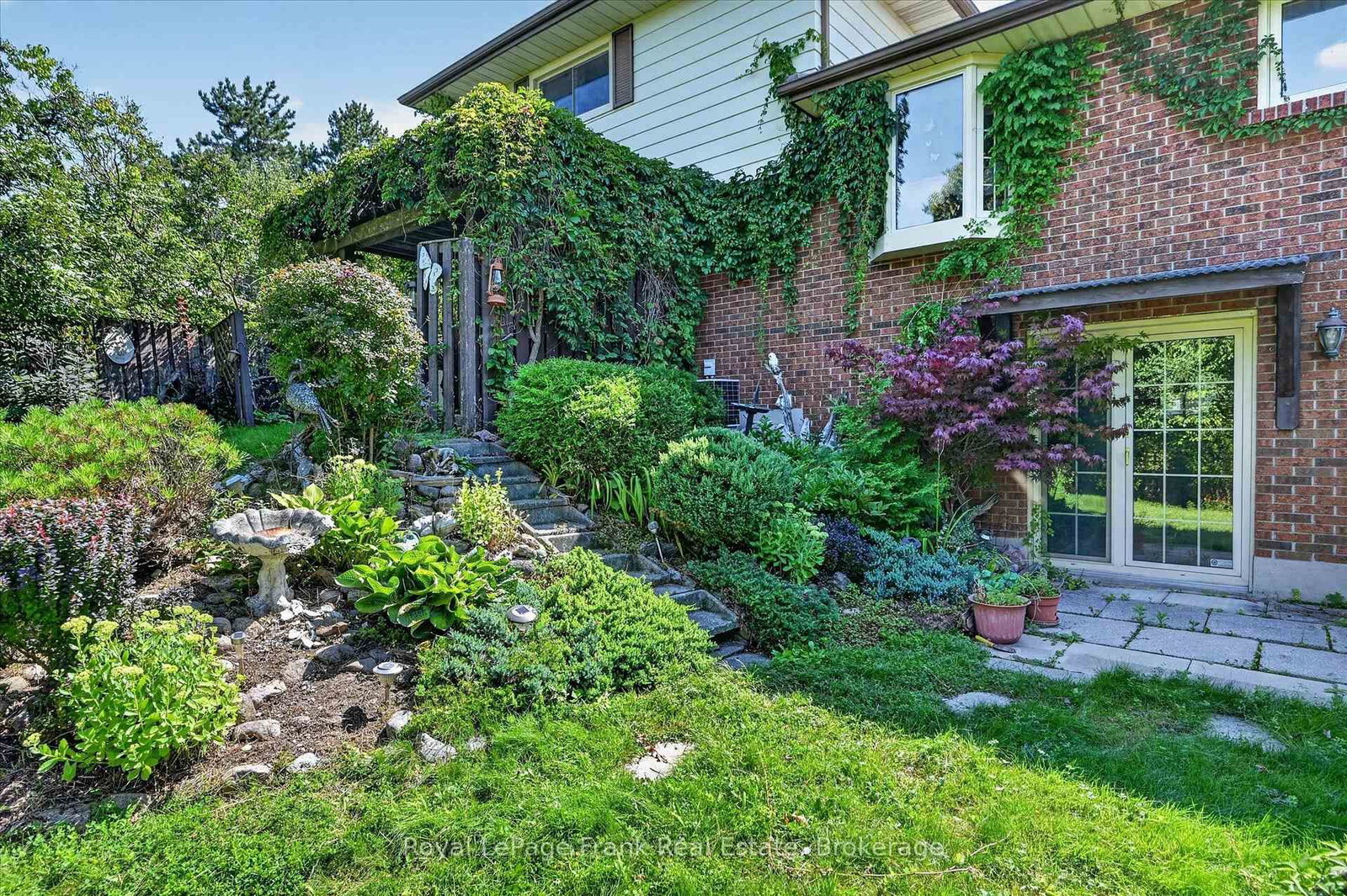 87 Oakwood Crescent • Peterborough, ON photo 47