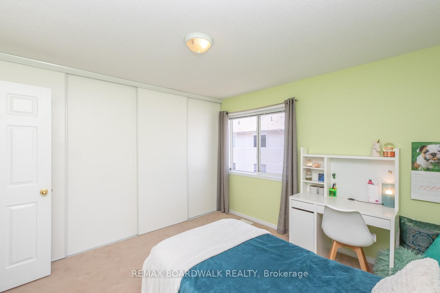 112 Wharhol Private • Ottawa, ON photo 28